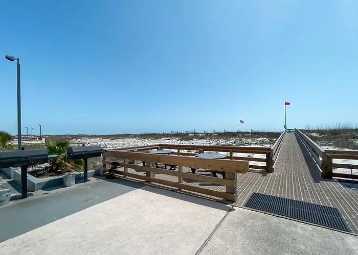 Island Winds West 275